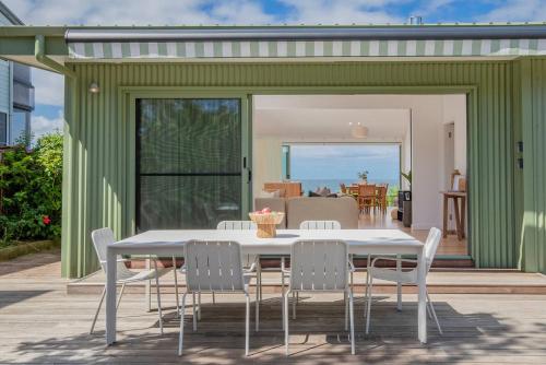 Terraza/balcón, Bella Vista - Oceanfront Haven with Endless Views in Norah Head