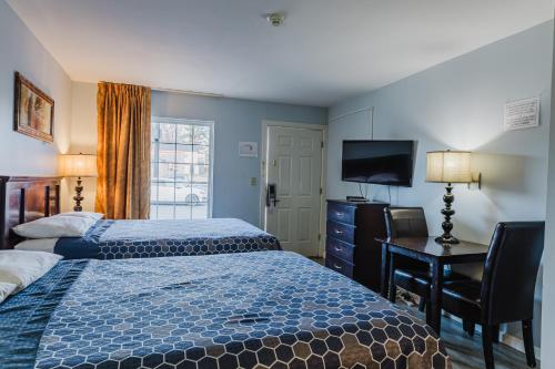 Jackson Town House Inn - image 4