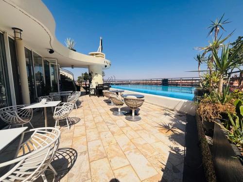 Tesis özellikleri, Hotel La Renaissance in Marakeş