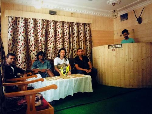 Hotel First Kashmir – Srinagar, PA