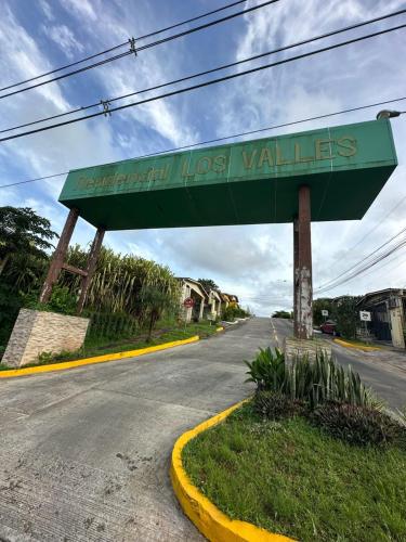 Viesnīcas āriene, Cuartos a 25 minutos de la ciudad in Burunga