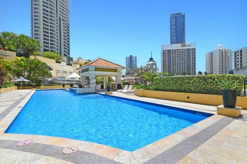 Apt 3082 - Chevron Towers - Surfers Paradise - image 5