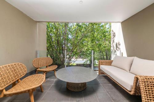 Forrest Executive Apartment Parliament & Manuka Nearby in Forrest