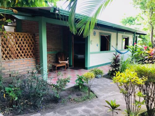 Hostal Casa Mozorola in Altagracia