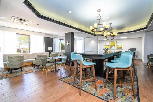 希爾頓歡朋酒店 - 斯普林希爾 (Hampton Inn Spring Hill) in 春日山
