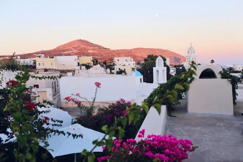 Santorini Heritage Villas - image 6