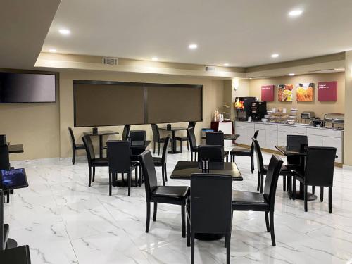 Comfort Suites by Choice Hotels Kingsland I-95 Kings Bay Naval Base - image 32
