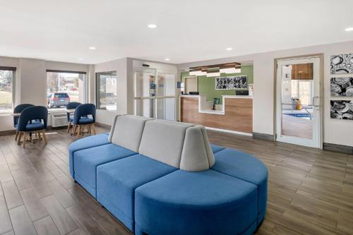 Sleep Inn & Suites - Oxford - University Area - 로비