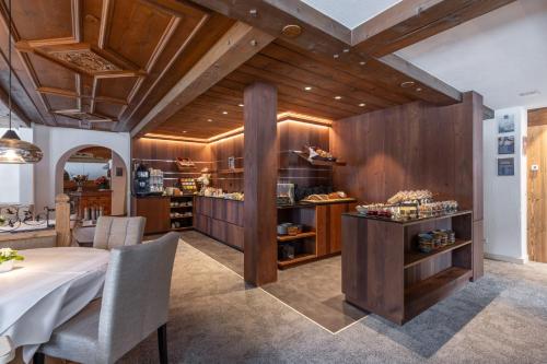 อาหารและเครื่องดื่ม, Sunstar Hotel Klosters in คลอสเตอร์ส