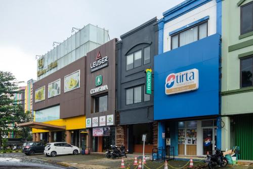 Exterior view, Mono Coliving Serpong near Golden Ayam Geprek