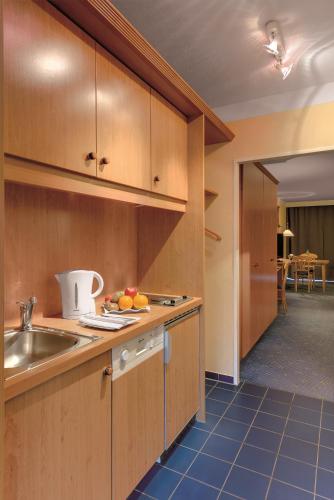 Best Western Aparthotel Birnbachhohe Ideally located in the prime touristic area of Bad Birnbach, Best Western Aparthotel Birnbachhöhe promises a relaxing and wonderful visit. The hotel has everything you need for a comfortable stay. Lu