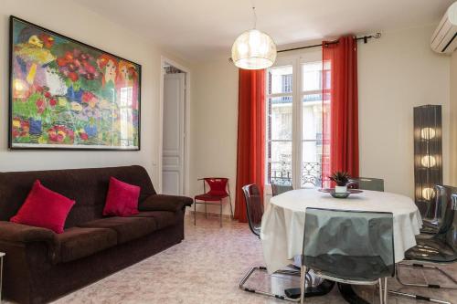 ApartEasy - Family 4-Bedroom Apartment, Barcelona (fotografie 7)
