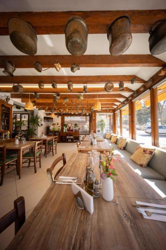 Bran Pensiunea Restaurant Al Gallo centru in Bran