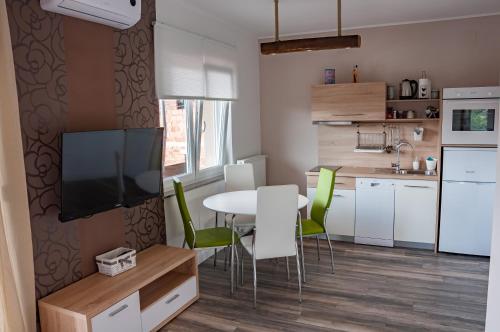 virtuve, Apartmani Tuheljske in Tuheļske Topļice