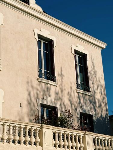 Exterior view, La maison en bord de Saone - le DUPLEX in Neuville-sur-Saone