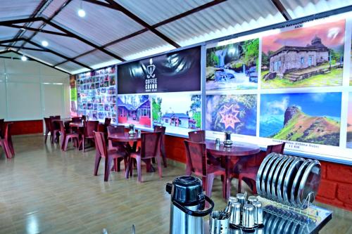 Coffee Crown Homestay - 1km to Falls, Home Food, Estate, Pvt Rooms, Villa, in Agani