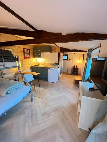 Grand Studio Cocon & Spa in Buesa