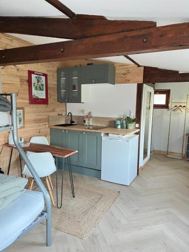Grand Studio Cocon & Spa in Buesa