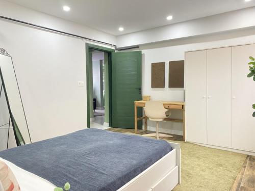 Central Comfortable Apartment in Fatih - image 2