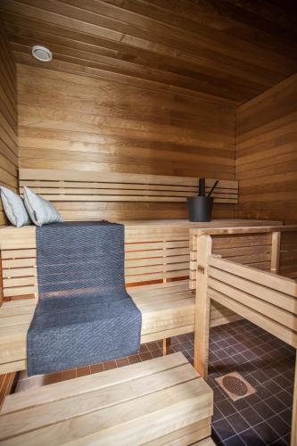 Sauna, Santa's Resort & Spa Hotel Sani in Kalajoki