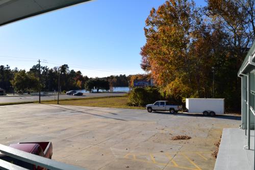Liberty Inn - image 14