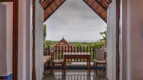 山頂度假村 (Over The Hill Resort) in 波瓦爾