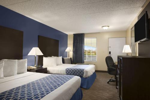 Days Inn & Suites by Wyndham Cherry Hill - Philadelphia