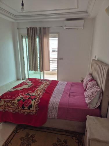 Luxurious 3-Bedroom Apartment in Historic Fs Morocco - image 6