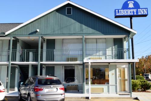 Liberty Inn - Hotel - Waynesboro