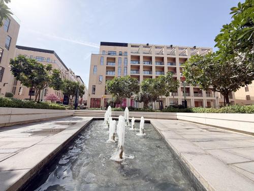 Golden Sunset Luxe 1BR CB2-3-RA1-812-1br in Мадинат-Зайед