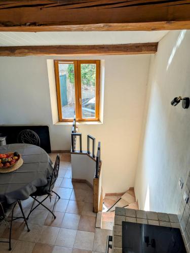 Village house, sea view in Cogolin