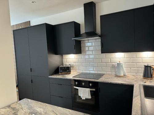 Kitchen, Stylish 2 Bedroom Coastal Apartment near Crosby Beach & Liverpool in Crosby
