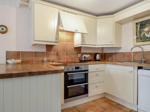 Facilities, 3 Bed in Stiffkey oc-ncc49 in Stiffkey