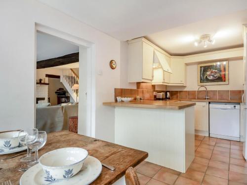 Facilities, 3 Bed in Stiffkey oc-ncc49 in Stiffkey
