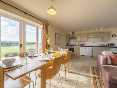 Iekārtas, 2 Bed in Fakenham oc-kt188 in Kettlestone