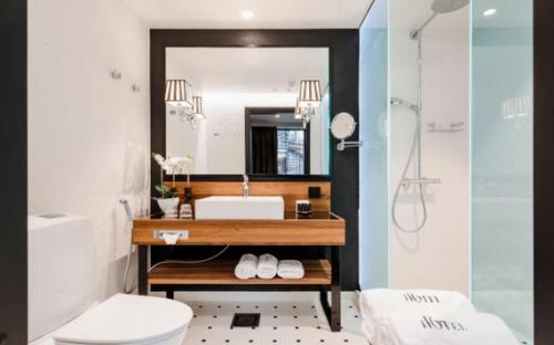 Grand Deluxe Double or Twin Room