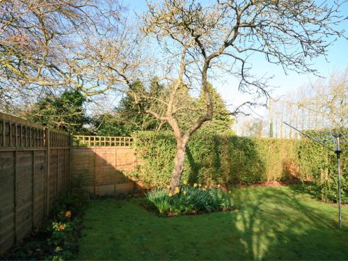 Iekārtas, 1 Bed in Great Snoring oc-kt047 in Greitsnoringa