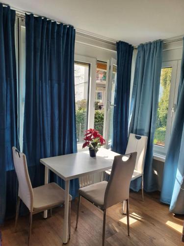 Shared room, mixed dormitory, 6 guests