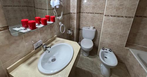 Fürdőszoba, DORMERO Hotel y Albergue Sahagun in Sahagun