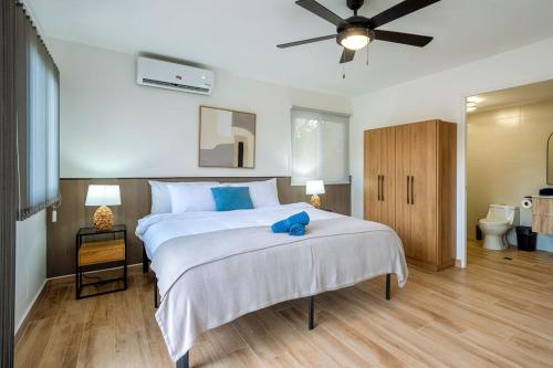 Bambu Beach Haus Coronado in Playa Coronado