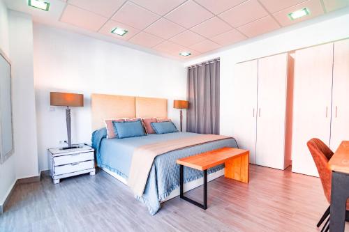 . EDomus Medellin 1485 Suites