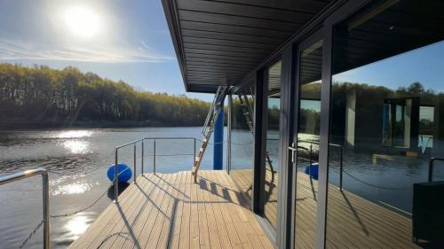Balkons/terase, Hausboot La Mare Seeblick in Weyhe