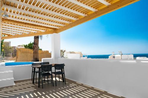Tyche - Santorini Emporio Villas – khách sạn tại Emporeio