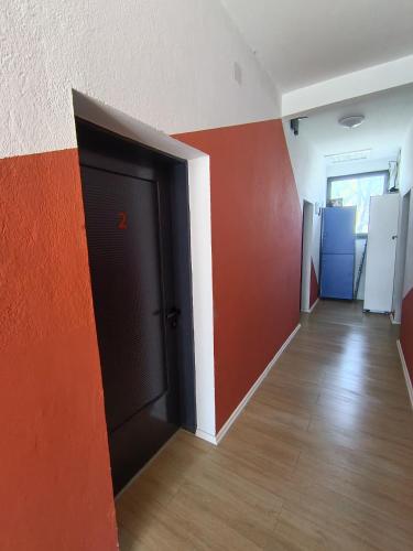 Travel Hub Hostel in โอริด