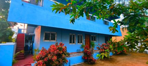 Exterior view of Aadhya guest house