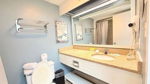 Coastal Oceanfront 1bd pool and hot tub - image 10