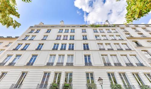 UrbanFlat 127 - Grand appartement Central Paris Montorgueil - image 7