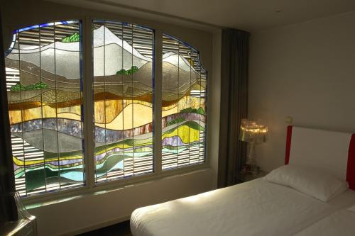 Monty Small Design Hotel