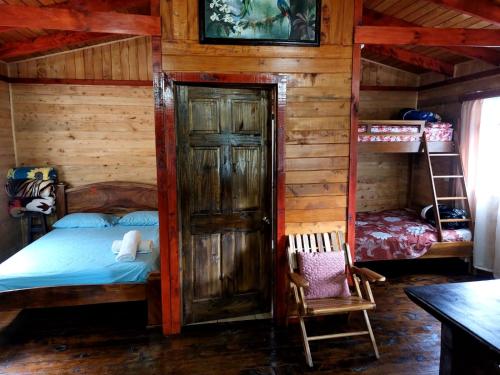 Las Bromelias Lodge in El Jardín
