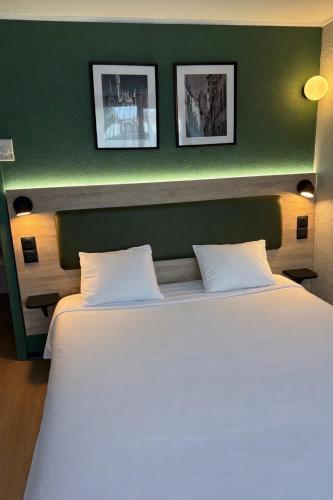 1 queen bed